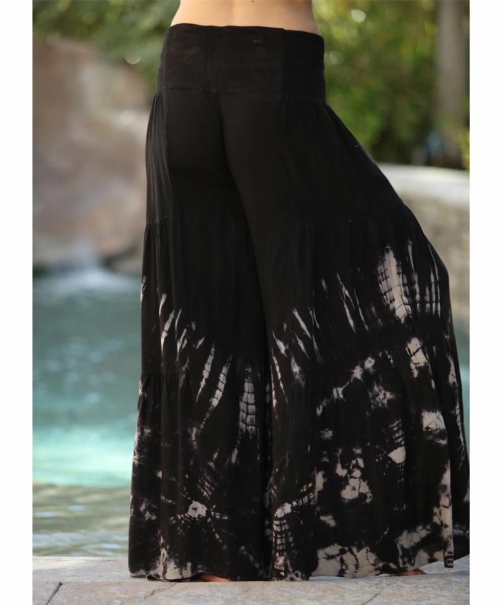 Ananda's Collection | Black & Beige Abstract Button-Accent Wide-Leg Palazzo Pants - Women 5 Ananda's Collection | Black & Beige Abstract Button-Accent Wide-Leg Palazzo Pants - Women - Image 3