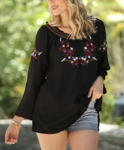Ananda's Collection | Black Floral Embroidered Long-Sleeve Tunic - Women & Plus -Ananda's Collection Shop zu105996951 alt 3 tm1653402882