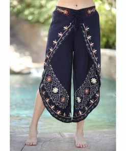 Ananda's Collection | Navy Embroidered Split Elastic-Waist Crop Pants - Women -Ananda's Collection Shop zu106021407 alt 3 tm1653402882