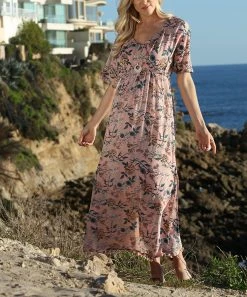 Ananda's Collection | Pink Floral Side-Slit Short-Sleeve V-Neck Maxi Dress - Women -Ananda's Collection Shop zu83784496 alt 3 tm1579125638