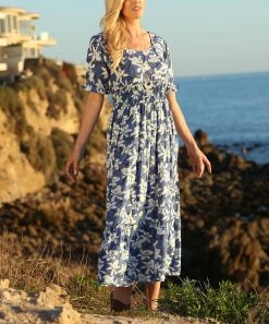 Ananda's Collection | Blue & White Floral Shirred Maxi Dress - Women -Ananda's Collection Shop zu83990366 alt 4 tm1579889732