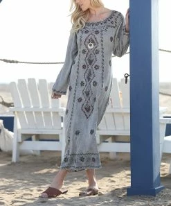Ananda's Collection | Gray Embroidered Maxi Dress - Women -Ananda's Collection Shop zu83990409 alt 3 tm1579889732