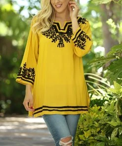 Ananda's Collection | Yellow & Black Embroidered Three-Quarter Sleeve Tunic - Women -Ananda's Collection Shop zu87045380 alt 3 tm1591380282